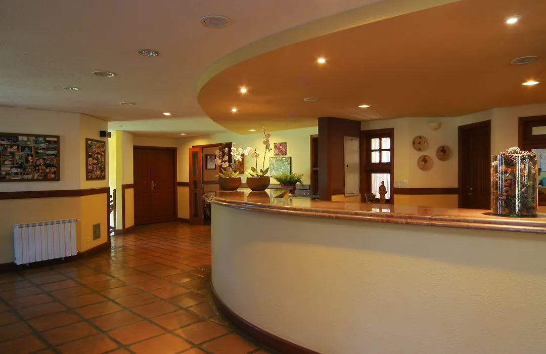 Esquilo Hotel-1